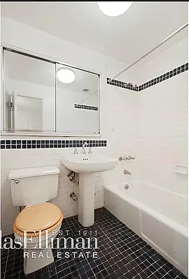 Rented by Douglas Elliman | media 17