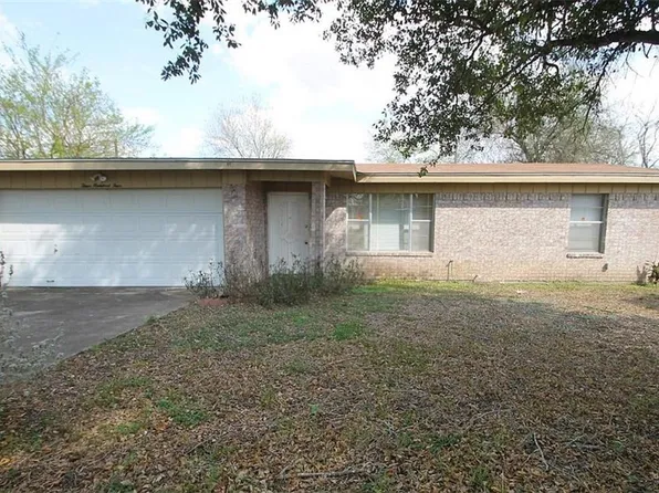 304 S 23rd St, Donna, TX 78537