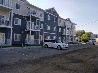 10004 97a St #1A, Grande Prairie, AB T8V2C1