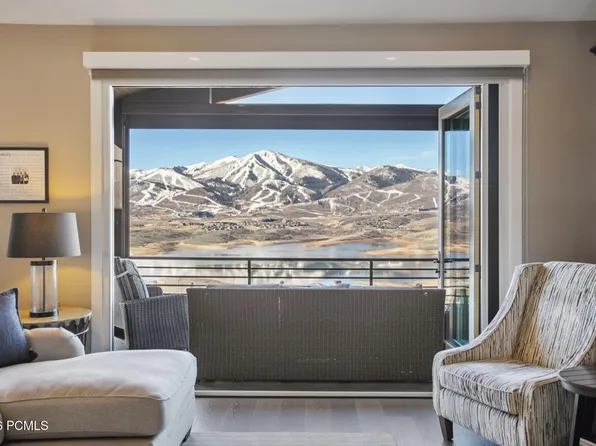 11125 N Shoreline Dr, Hideout, UT 84036