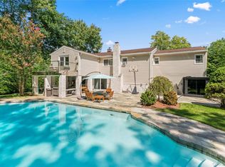 199 Winding Brook Rd, New Rochelle, NY 10804