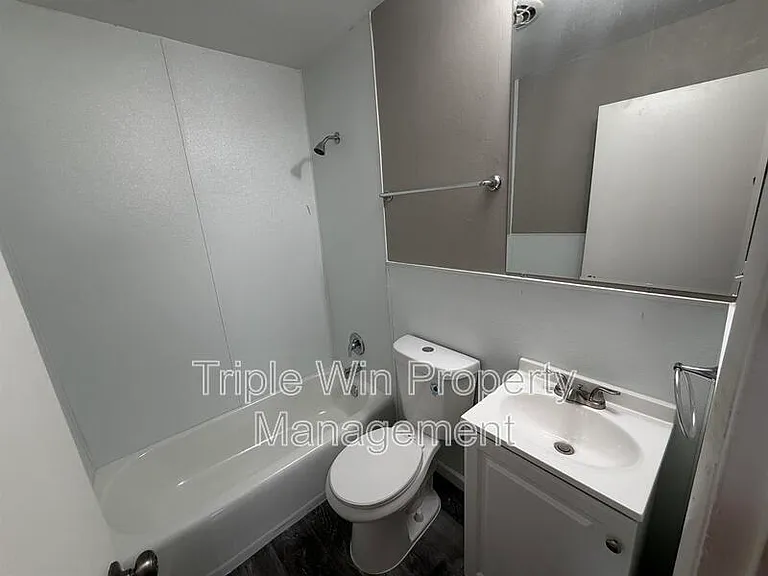 7250 Howdershell Rd — Photo 14