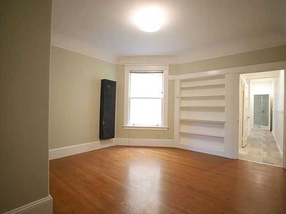 5th image of 1038-1042 Guerrero St #1038A