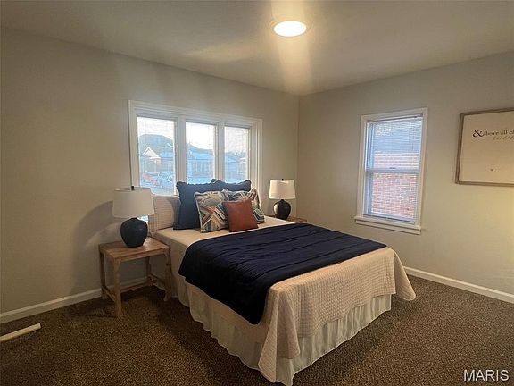 5th image of 7113 Coronado Ave