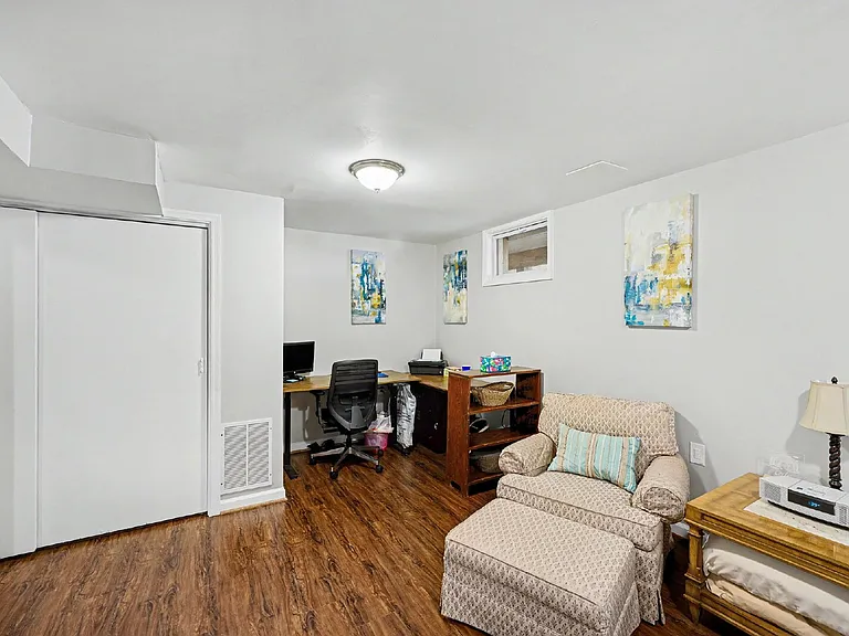 4316 Silas Hutchinson Dr — Photo 12