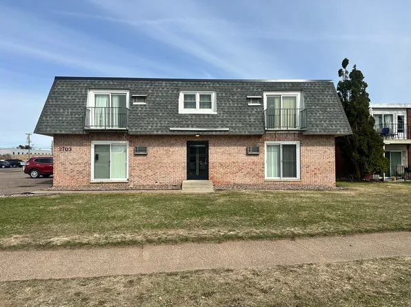 2703 Thomas Dr, Eau Claire, WI