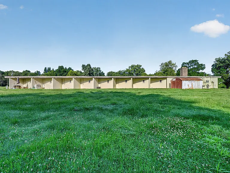 16001 Dixie Hwy #3 — Photo 11