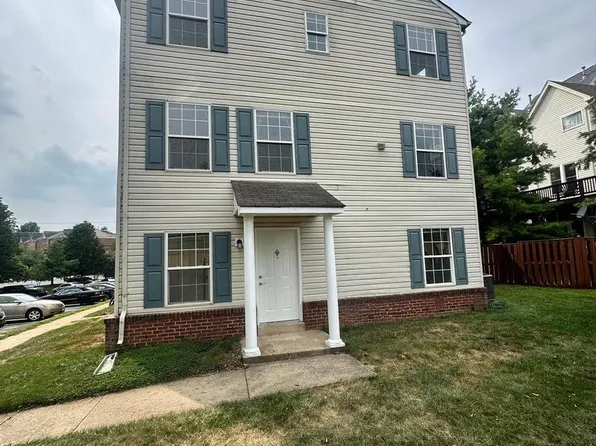 2559 Peter Jefferson Ln, Herndon, VA 20171