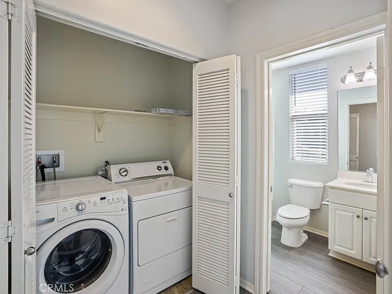297 Tustin Field Dr — Photo 24