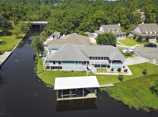 411 Caribe Pl S, Gulfport, MS 39507