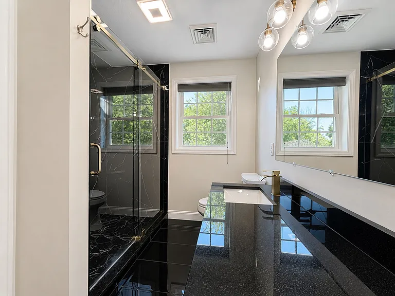 10 Clement Rd — Photo 17