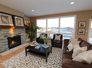 1647 Fallbrooke Dr, Hastings, MN 55033