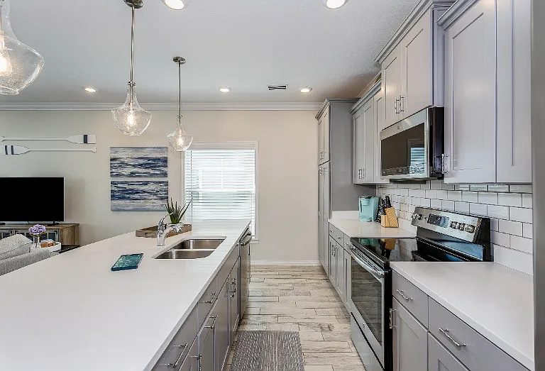 6599 Carlinga Dr — Photo 11