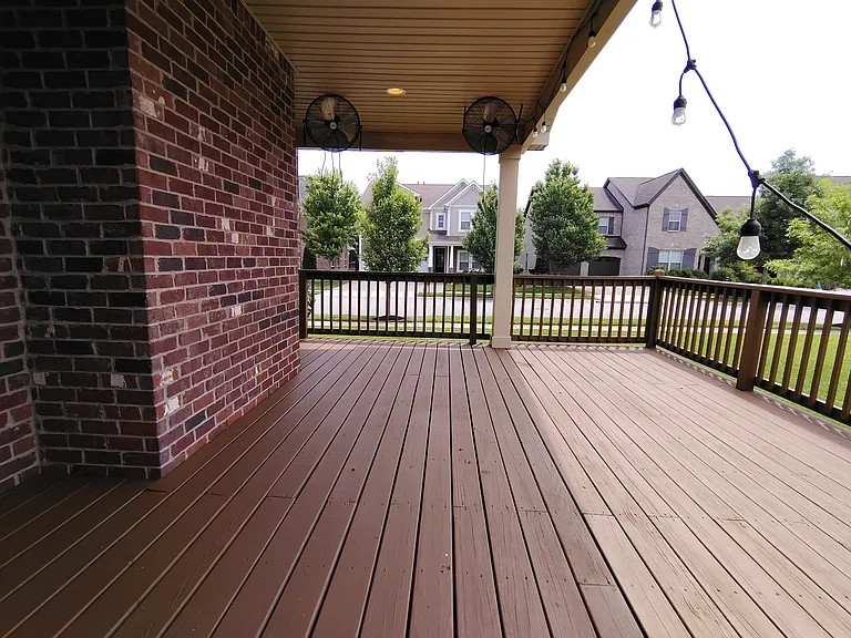 5001 Laughing Brook Ln — Photo 20