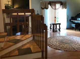 6 Georgetown Ct, Madison, WI 53719