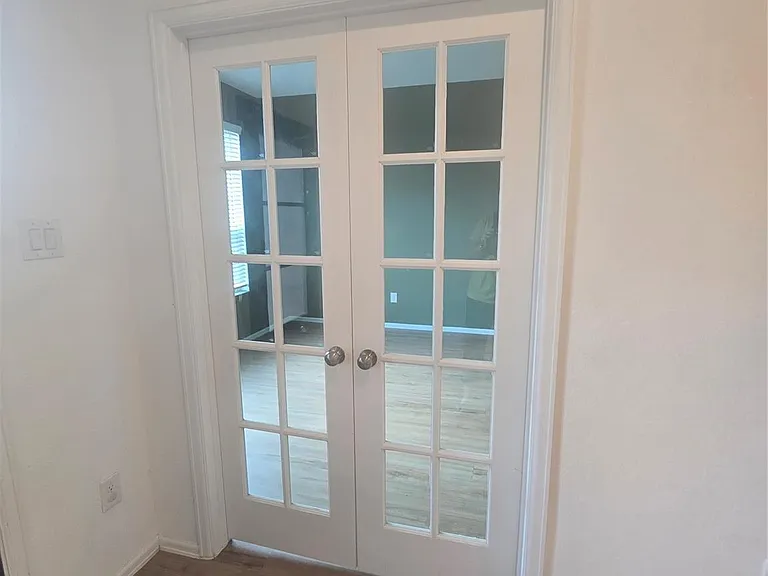 9919 Kingston Liberty Ln — Photo 2