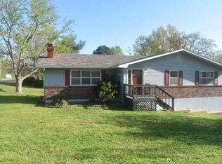 1230 Lou Ida Dr, Neosho, MO 64850