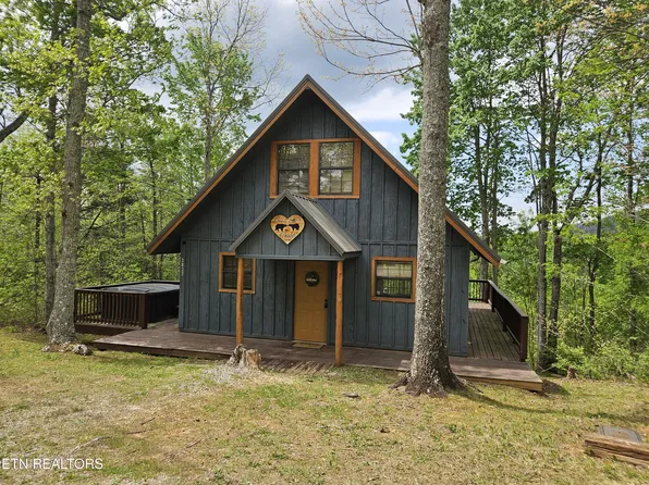3827 Getta Way, Gatlinburg, TN 37738