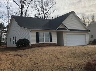 376 Oliver Ridge Dr, Commerce, GA 30529