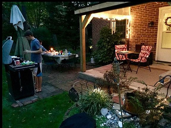 Bck Patio, Spa, BBQ, pond 