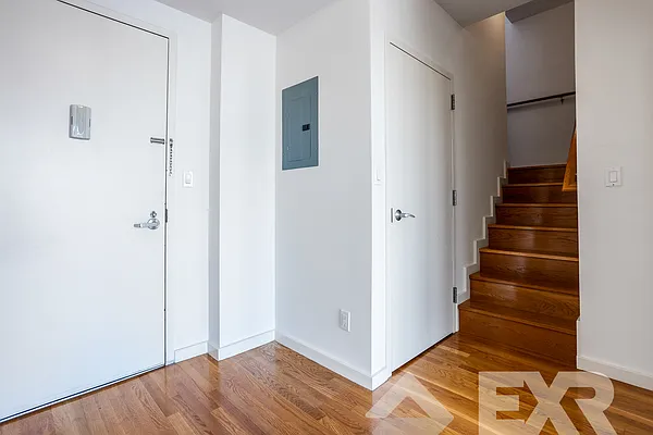 Rented by EXR | media 58