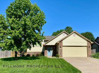 2213 N Duckcreek Ln, Derby, KS 67037