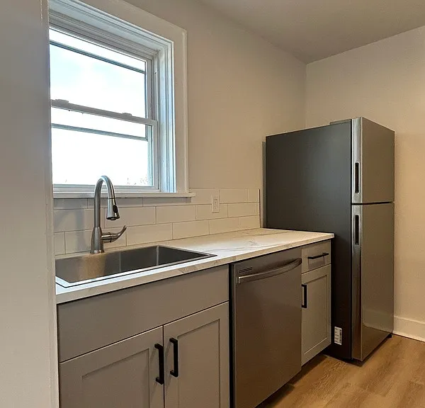 2903 Voelkel Ave #7 — Photo 2