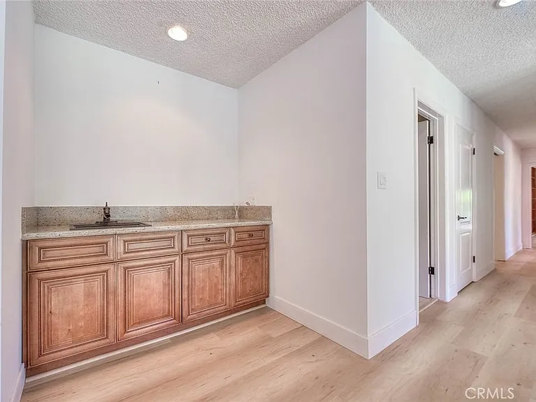 16612 Park Lane Cir — Photo 9
