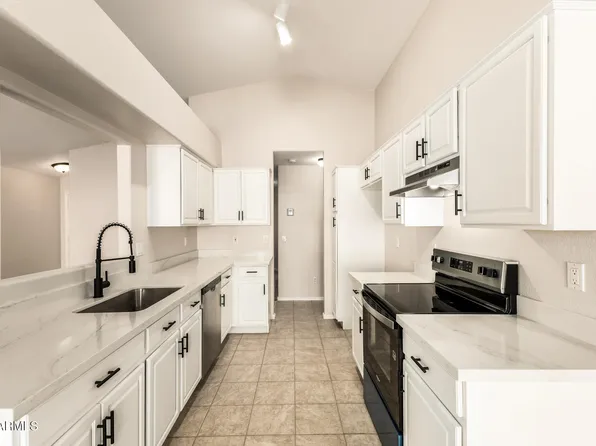 15526 W LISBON Lane, Surprise, AZ 85379