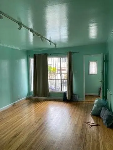 127 Victoria St — Photo 5