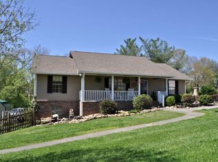 165 Maple Ridge Ln, Seymour, TN 37865
