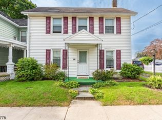 532 N Main St, Stewartsville, NJ 08886