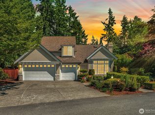 16639 Northup Way, Bellevue, WA