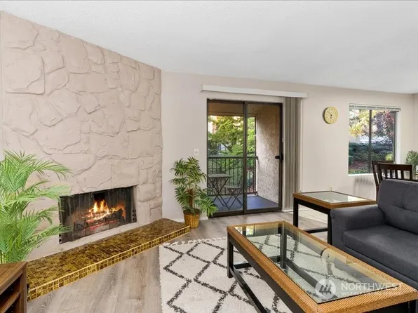 14510 124th Avenue NE #E35, Kirkland, WA 98034