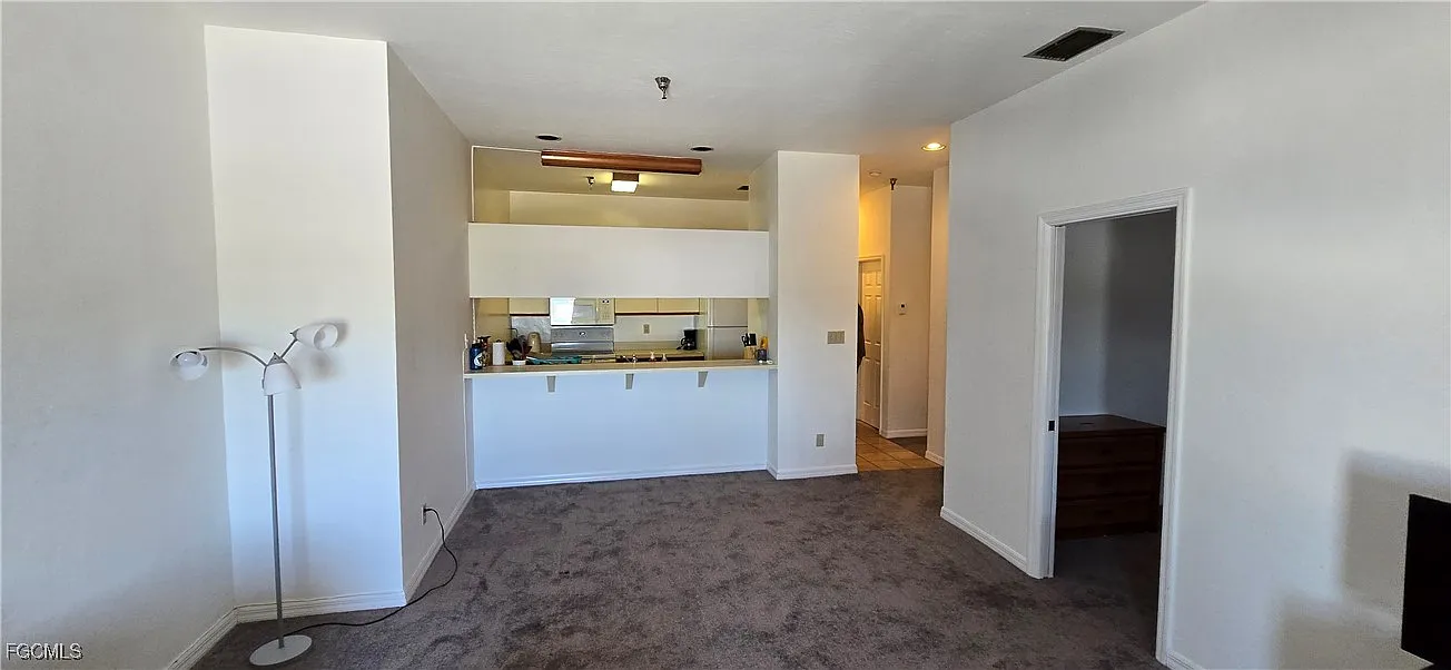 1 bed, 1.0 bath, 740 sqft, $1,100 — Photo 3
