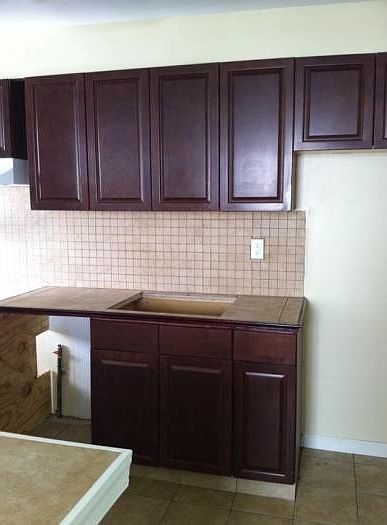 2nd image of 7049 Lincoln Dr