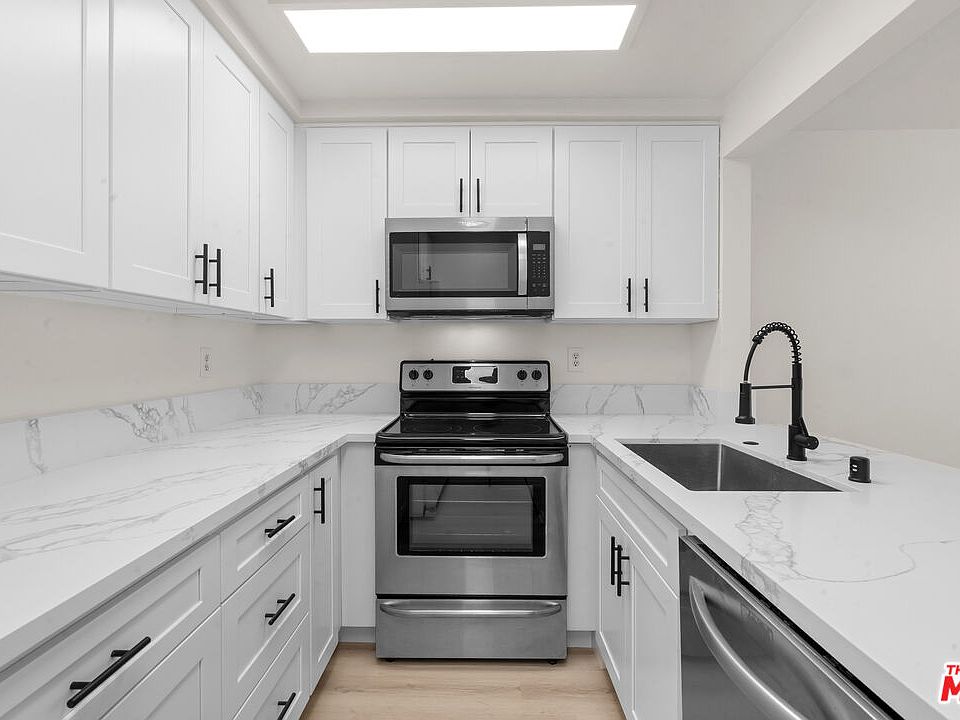 1st image of 435 S Virgil Ave APT 228