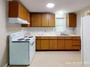 15 Elm St #4, Bangor, ME 04401