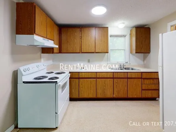 15 Elm St #4, Bangor, ME 04401