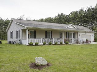 350 8th St, Plainwell, MI 49080