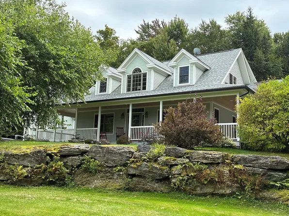 1055 Moren Loop, Morrisville, VT 05661