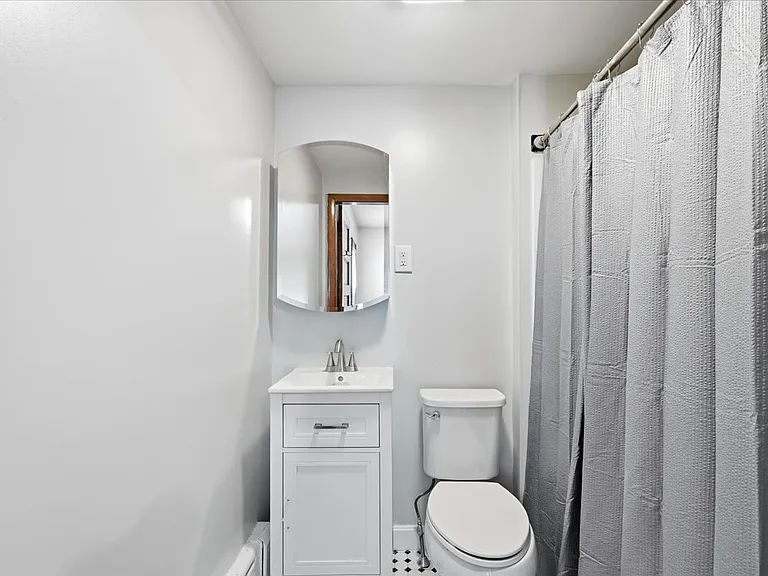 352 Beulah St #1 — Photo 23