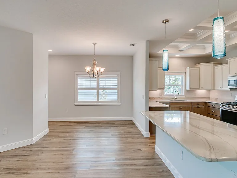 1398 Tullagee Ave — Photo 19