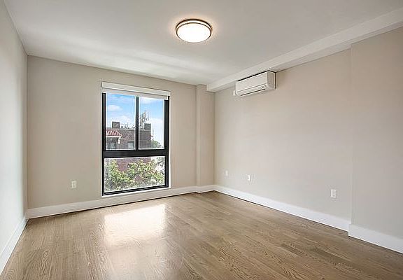 2nd image of 2885 W 15th St APT 4S