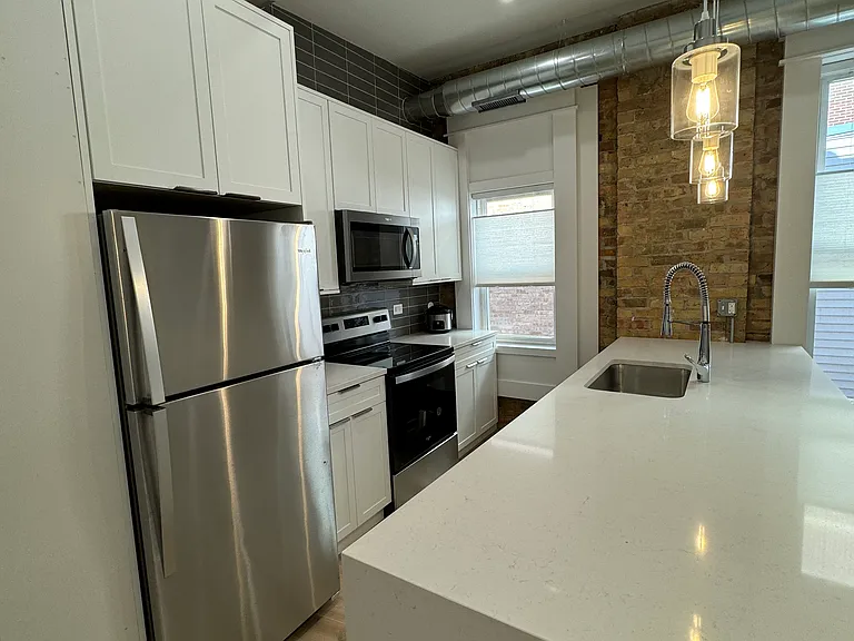 601 Green Bay Rd #201 — Photo 3