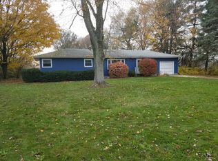 59513 Beech Rd, Mishawaka, IN 46544