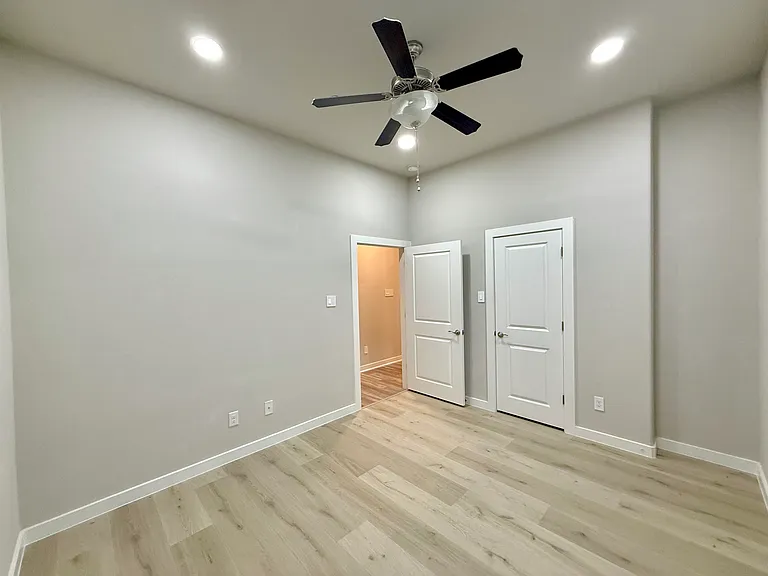 1321 Pebblebrook Ln — Photo 14