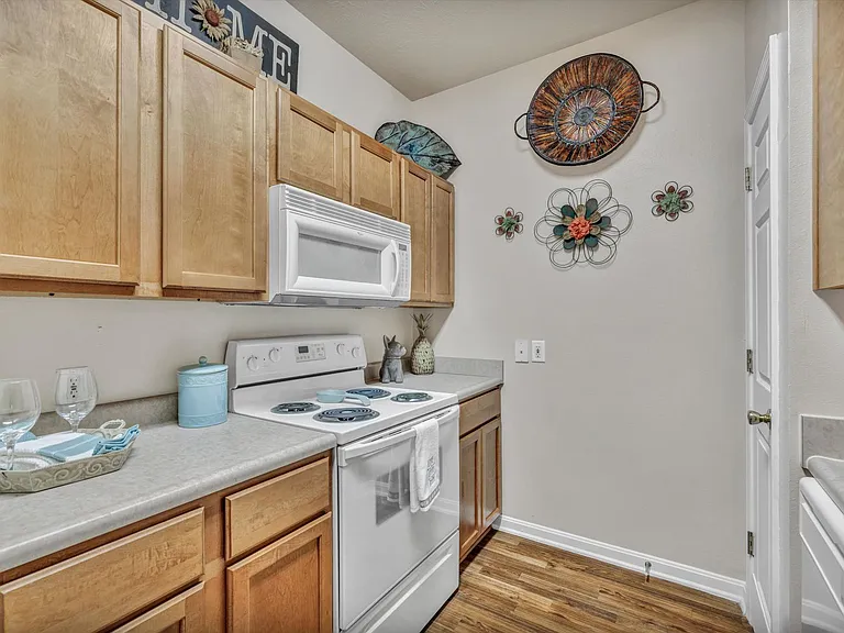 8582 Lincoln Ave — Photo 13