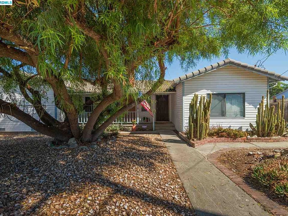 This home was completely remodeled in 2004 with permits adding 800 Sq Ft of living space.