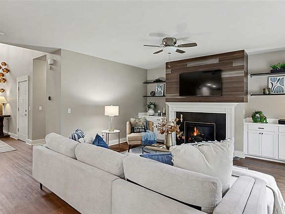 5th image of 15549 SE 160th Place